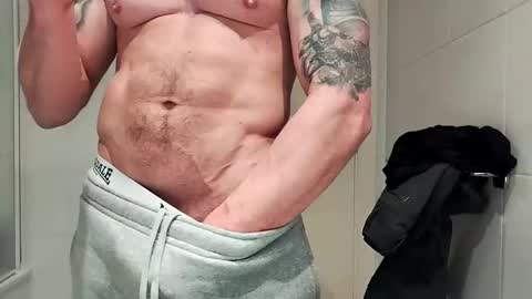 Snapshot of catkot912 chatting on February 18, 12:59 am catkot912 online show from February 18, 12:59 am