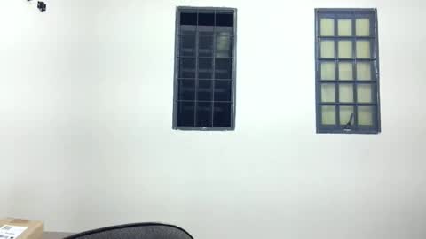 Carlos A online show from April 19, 12:43 am