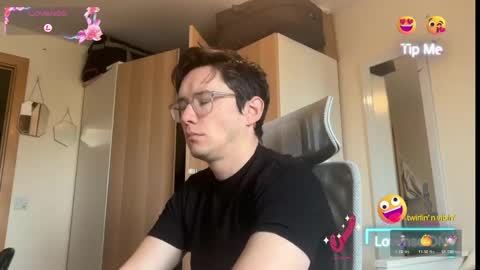 ceedm91 online show from April 7, 9:42 am