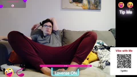 Snapshot of ceedm91 chatting on December 5, 4:23 pm ceedm91 online show from December 5, 4:23 pm