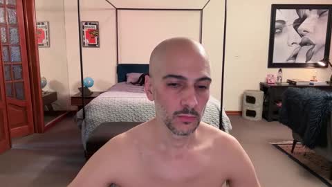 Centaur00 online show from February 10, 6:18 am