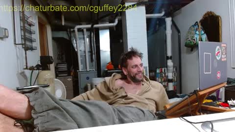 cguffey2284 online show from December 20, 5:25 am