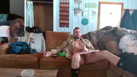 cguffey2284 online show from February 21, 7:15 pm