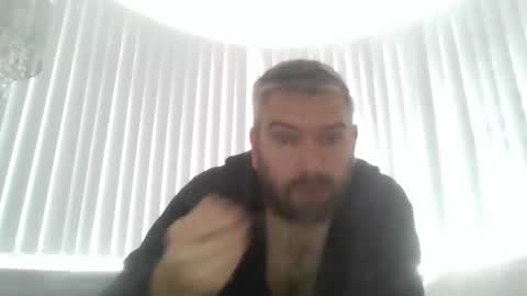 ch33ky85 online show from January 12, 1:04 pm