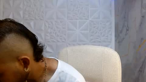 chacorta_ online show from June 27, 12:44 pm