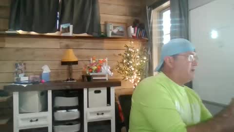 chadmichaell online show from April 6, 2:07 pm