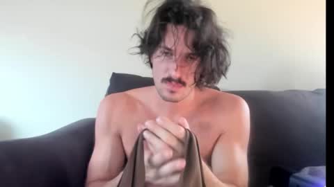 Lydong online show from November 1, 7:40 pm