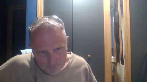 chadsters123 online show from May 22, 3:22 am