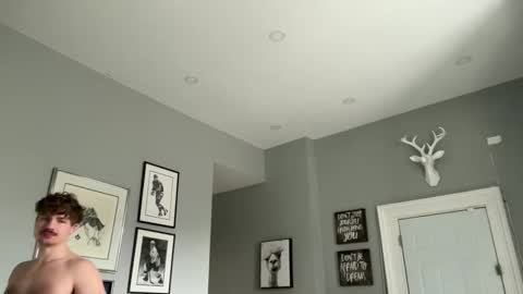 ChadTitan online show from April 9, 4:24 pm