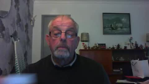 Champers online show from December 17, 2:35 pm