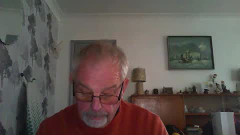 Champers online show from February 11, 2:44 pm