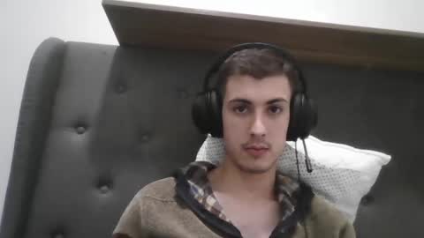 charismaticcharm online show from January 23, 7:54 am