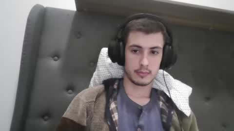 charismaticcharm online show from January 31, 8:43 am