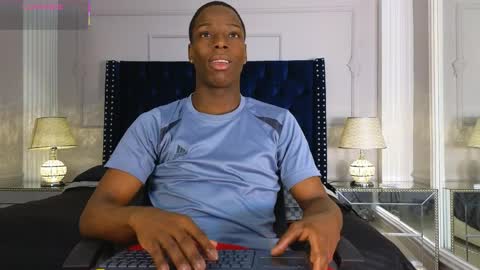 charlesbrown_ online show from April 3, 4:26 pm