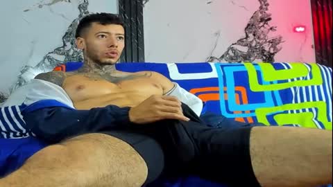 charless_dickenss online show from December 1, 11:57 am