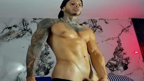 charless_dickenss online show from November 18, 9:17 pm
