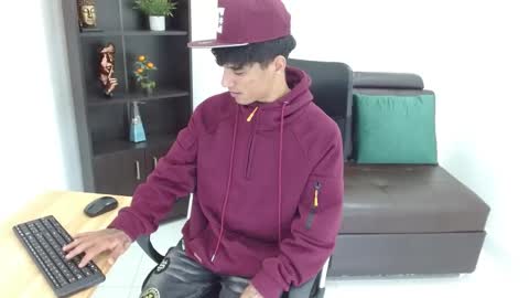 Charlie oconnor online show from February 13, 4:43 am