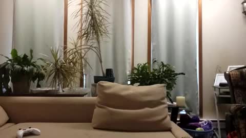 Snapshot of charmingatom chatting on November 1, 2:43 pm charmingatom online show from November 1, 2:43 pm