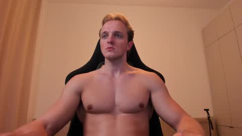 Chase Reed online show from May 11, 7:33 pm