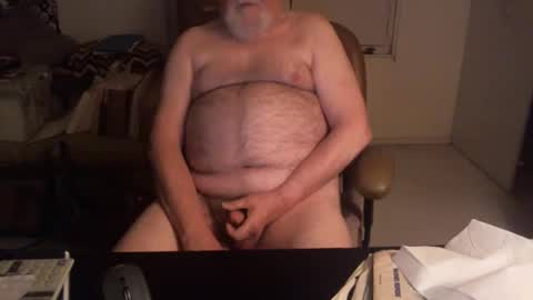 Snapshot of chicagojoe46 chatting on December 8, 4:25 am ChicagoJoe online show from December 8, 4:25 am