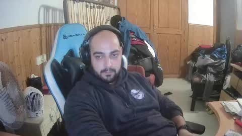 chicomallorca96 online show from December 31, 4:57 pm