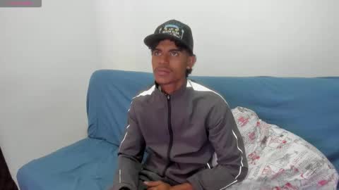 Chirstopher online show from December 4, 1:51 pm