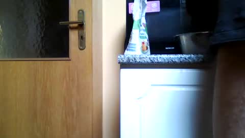 chlupac73 online show from December 14, 10:34 am