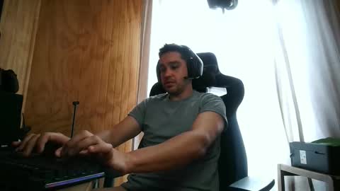 Snapshot of chocomate chatting on October 2, 1:04 pm chocomate online show from October 2, 1:04 pm