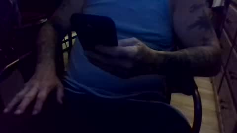 Snapshot of chompers176983 chatting on September 29, 2:32 am chompers online show from September 29, 2:32 am