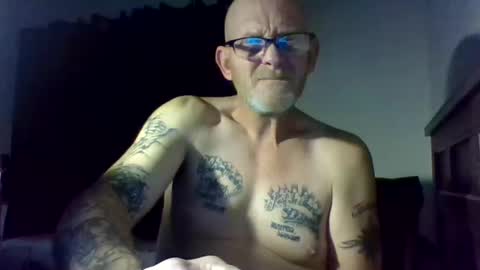 Snapshot of chompers176983 chatting on January 10, 9:34 am chompers online show from January 10, 9:34 am