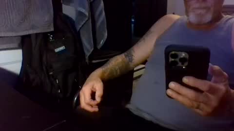 Snapshot of chompers176983 chatting on September 30, 2:51 am chompers online show from September 30, 2:51 am