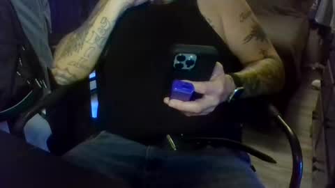 Snapshot of chompers176983 chatting on October 22, 6:00 pm chompers online show from October 22, 6:00 pm