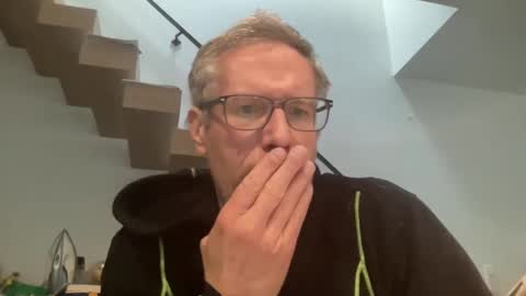 Snapshot of choupipat1 chatting on March 2, 8:48 am choupipat1 online show from March 2, 8:48 am