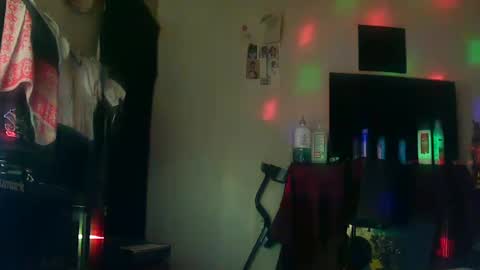 Snapshot of chris4uall chatting on September 9, 11:10 am Chris online show from September 9, 11:10 am