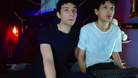 Christopher y Mattias online show from February 22, 4:29 am