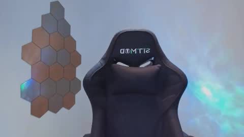 Chris Cooper Independent model online show from November 26, 2:03 am