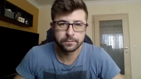 chris_cum4u online show from December 29, 10:34 am