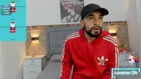 chris_kizz online show from January 3, 11:25 am