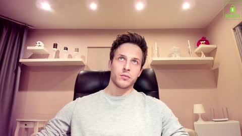 Chris online show from December 11, 2:11 am