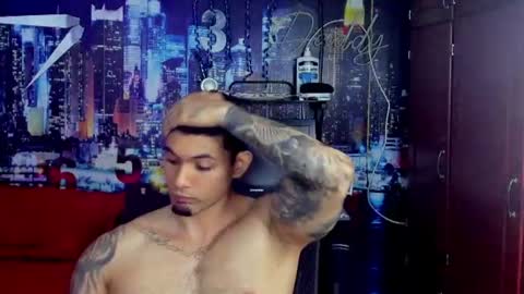 Chriss Stewart online show from August 7, 2:18 am