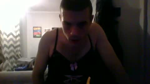 chrischrissy online show from February 20, 2:29 am