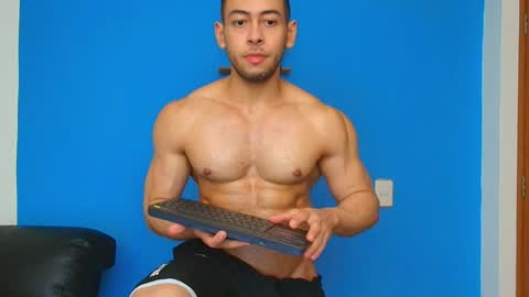 Christopher online show from January 5, 8:31 pm