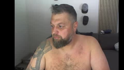 Chrizz online show from October 18, 8:30 am