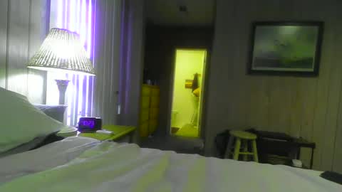 Snapshot of chuck354139 chatting on January 24, 3:24 pm chuck354139 online show from January 24, 3:24 pm