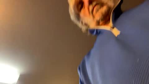 Snapshot of chuck354139 chatting on January 26, 6:38 am chuck354139 online show from January 26, 6:38 am