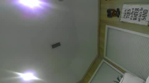 Snapshot of chuck354139 chatting on January 22, 4:13 am chuck354139 online show from January 22, 4:13 am