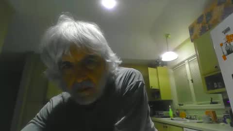 Snapshot of chuck354139 chatting on January 8, 5:05 am chuck354139 online show from January 8, 5:05 am