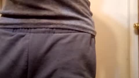 Snapshot of ciestep8216 chatting on January 12, 6:39 am ciestep8216 online show from January 12, 6:39 am