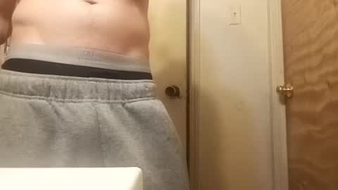 Snapshot of ciestep8216 chatting on March 2, 1:47 am ciestep8216 online show from March 2, 1:47 am