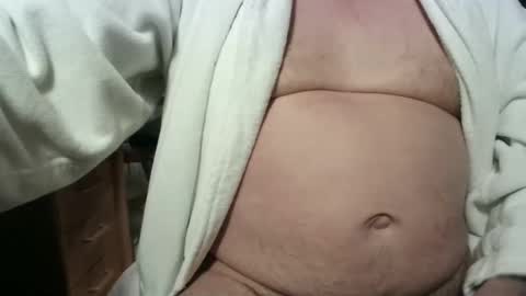 Snapshot of circus_bear chatting on January 10, 7:04 am Circus Bear online show from January 10, 7:04 am